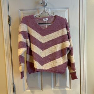 Cozy chevron V-Neck Sweater in Pink and Cream